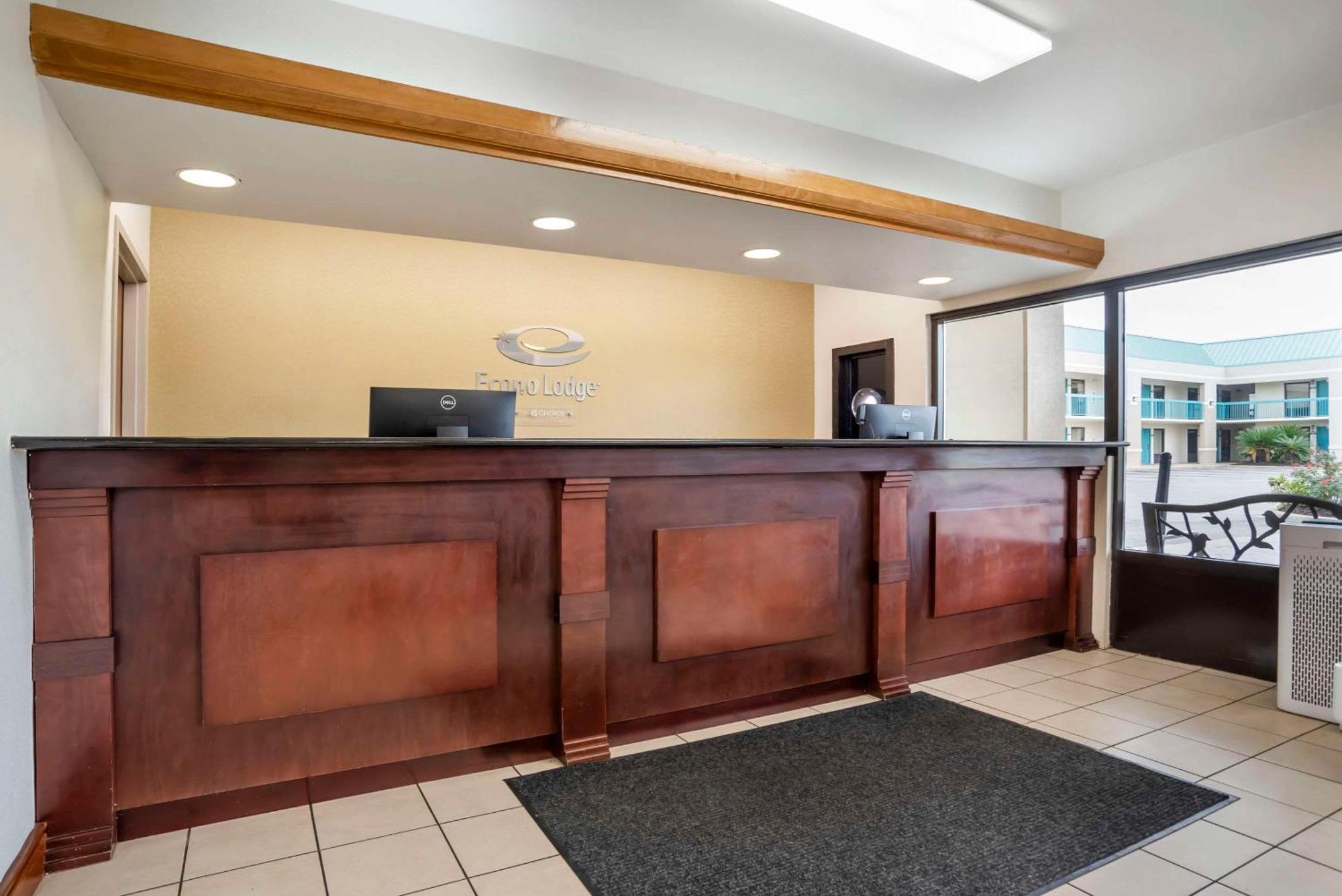 Econo Lodge Moss Point - Pascagoula מראה חיצוני תמונה